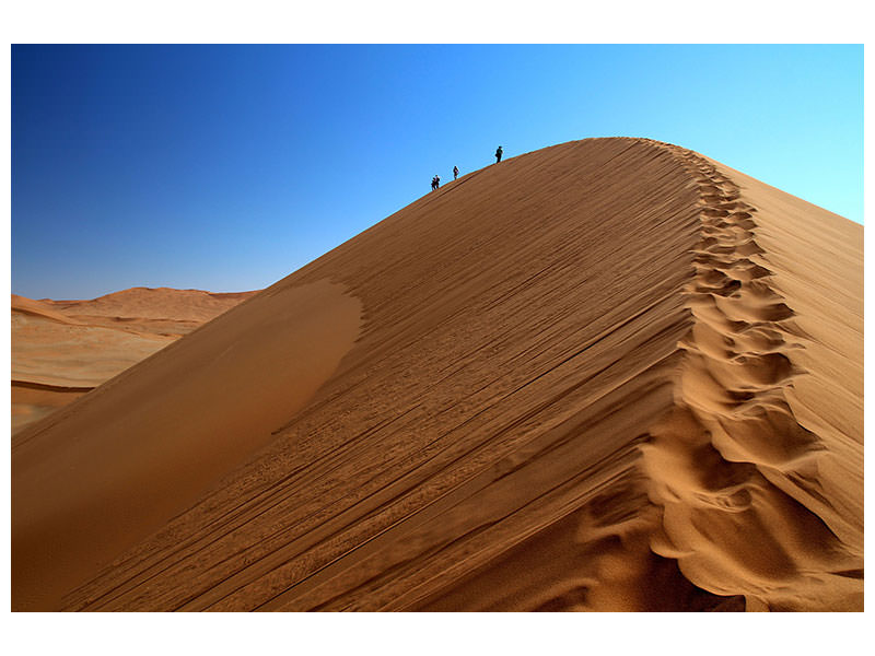 canvas-print-desert-hike-in-namibia