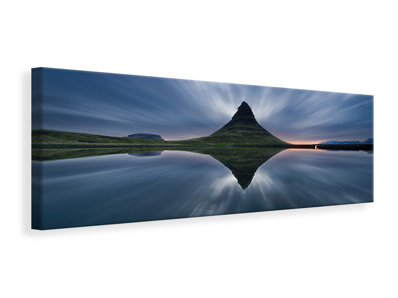 panoramic-canvas-print-a-night-at-kirkjufell