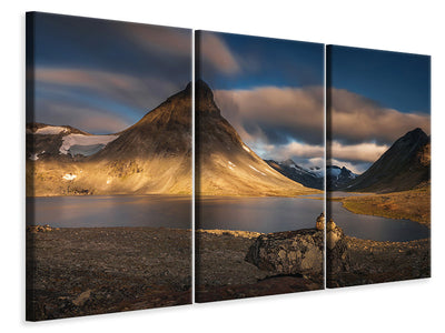 3-piece-canvas-print-kyrkja-panorama