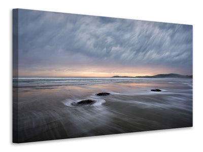 canvas-print-windy-dawn-at-koekohe-beach